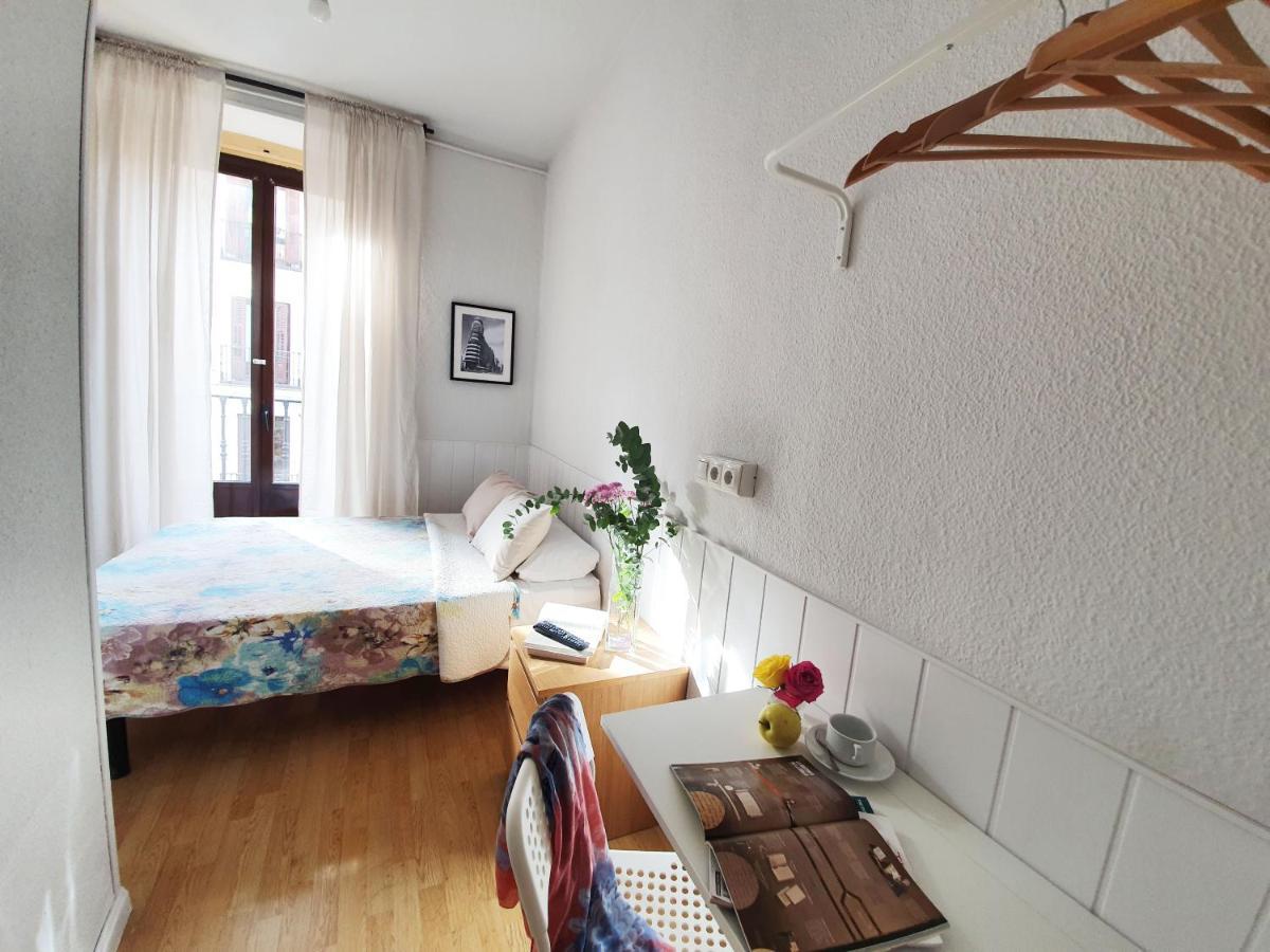 Hostal Alicante Madrid Ngoại thất bức ảnh