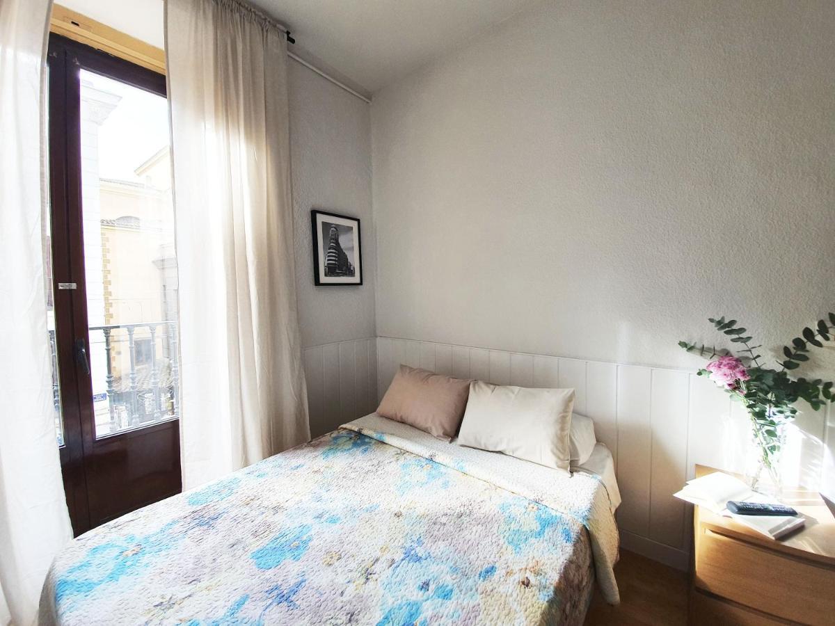 Hostal Alicante Madrid Ngoại thất bức ảnh