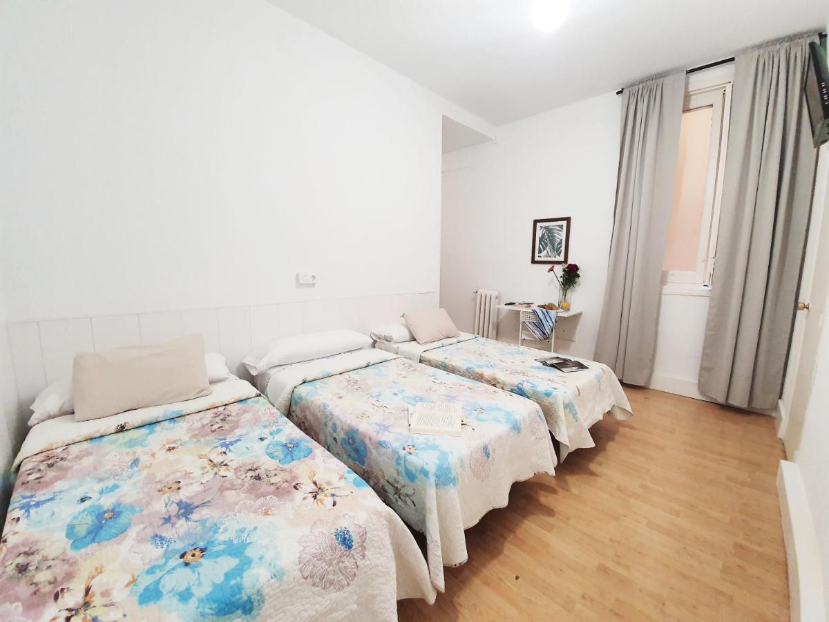 Hostal Alicante Madrid Ngoại thất bức ảnh