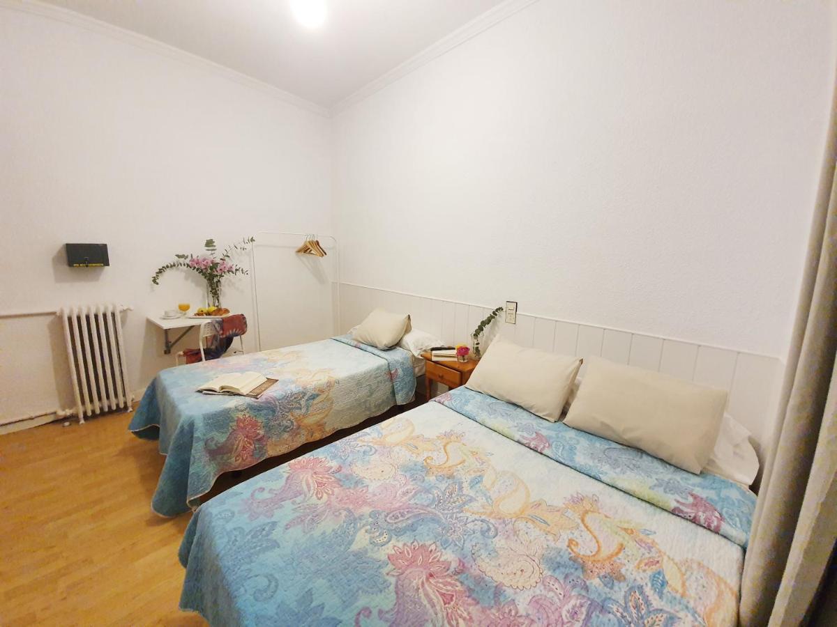 Hostal Alicante Madrid Ngoại thất bức ảnh